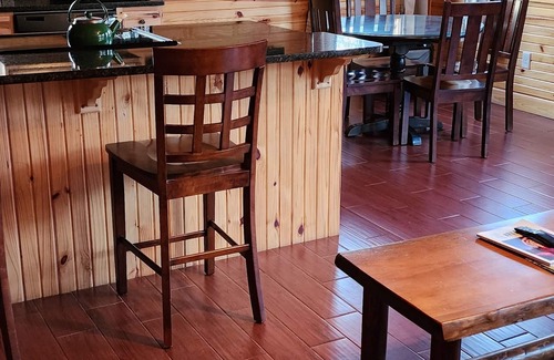 Scranton Cabin | Cozy Cabin off the Arkansas River w/Hot Tub!