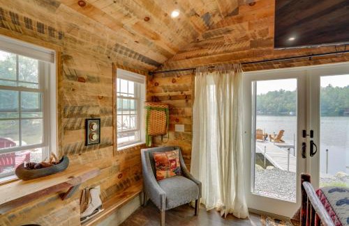Averill Park House | Cozy Cabin on Crooked Lake Hike, Ski and Explore!
