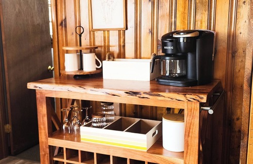 Edna Cabin | Cozy cabin on Little McDonald with amazing walk out beach!