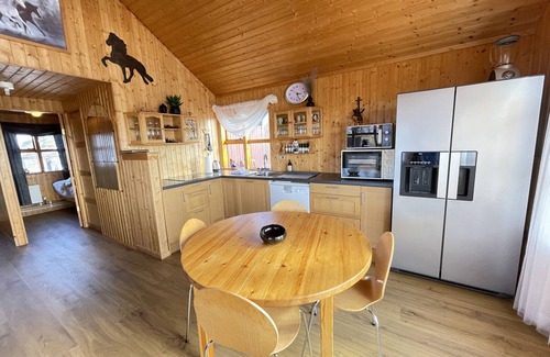Blaskogabyggd Cottage | Cozy cabin on the Golden Circle, only 8 min drive to Geysir & Gullfoss