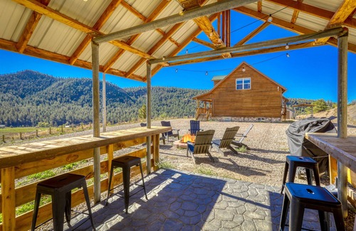Pagosa Springs House | Cozy Cabin Retreat w/Games, Hot Tub, Pet-Friendly & Forest Access