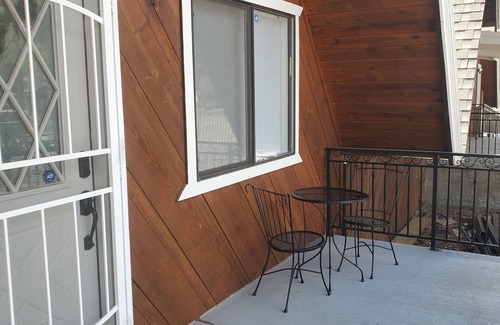 Pinetop House | Cozy Cabin Style Townhome w/Loft