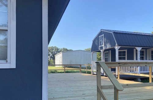 Nocona Cabin | Cozy Cabins close to the Lake