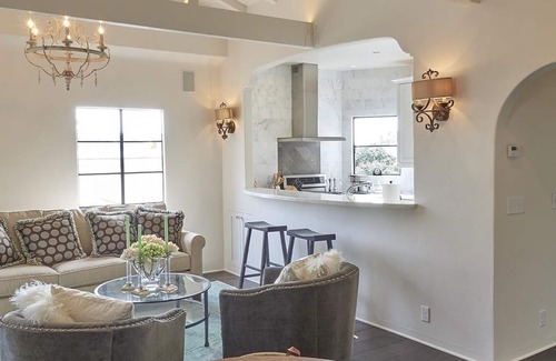 Golden Rectangle Apartment | Cozy Carmel Splendor