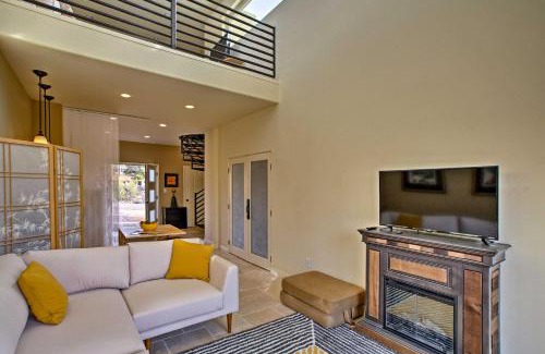 Carefree House | Cozy Casita with Mtn View and Pool and Hot Tub Access
