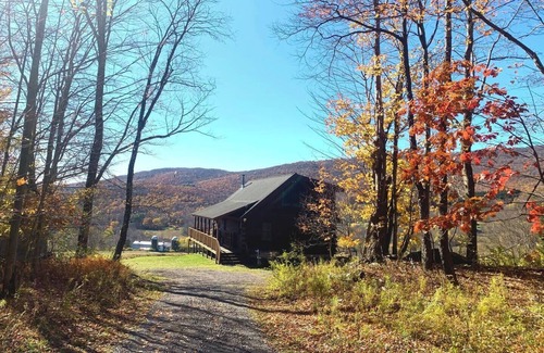 Roxbury Cabin | Cozy Catskills Log Cabin on 20 Acres