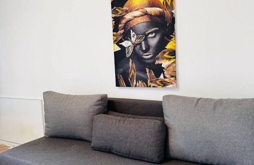 Meidling Apartment | Cozy Central 8BR Apt w/Garden & Terrace, Up to 24P