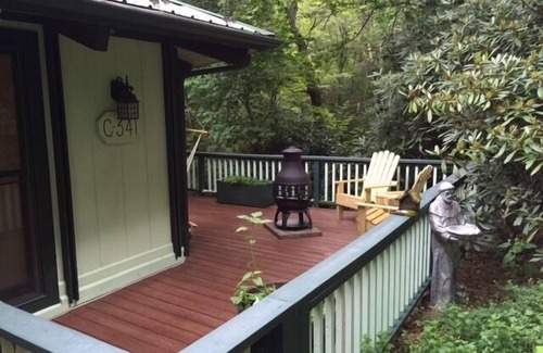 Charter Hills Ski Chalet | Cozy Chalet in the Mountains Near Hiking and Biking Trails and the Ski Resort