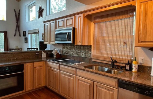 Saint Mary's Ski Chalet | Cozy Chalet in the Mountains