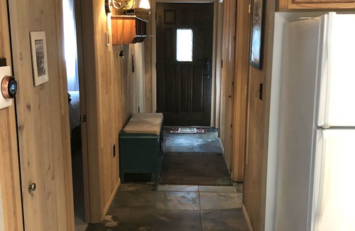 Enumclaw Cabin | Cozy Chalet near Crystal Mountain and Rainier