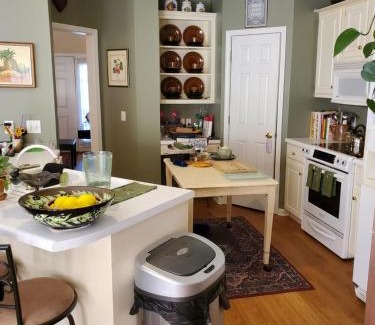 Oxford Villa | Cozy Charming Vintage Villa