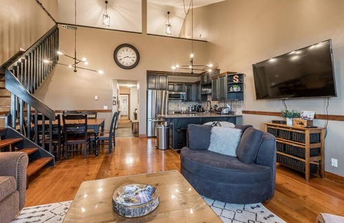 Big White Ski Resort Apartment | Cozy Chateau Styled Top Floor-2 Story Condo, True Ski-in/ Ski-out