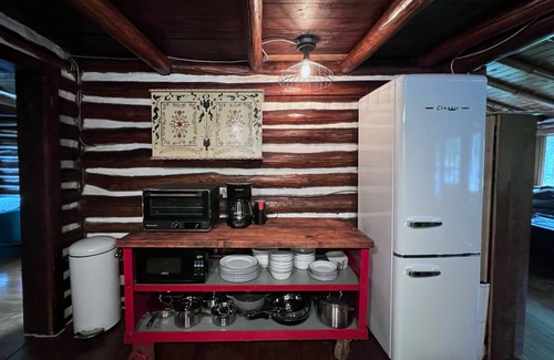 East Stroudsburg Cabin | Cozy Chic Creekside Log Cabin