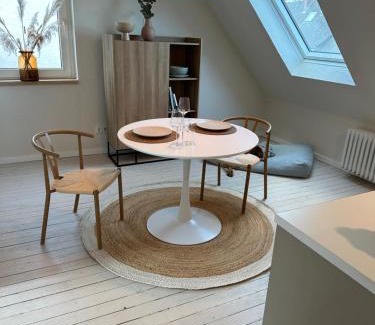 Daun Apartment | Cozy City Apartment Daun - Ferienwohnung
