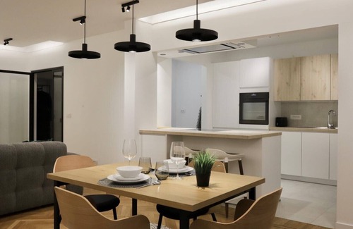 Guillemins Apartment | Cozy City Apartment in Liege