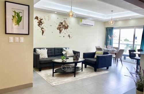 La Julia House | Cozy City Center Condo, Full AC
