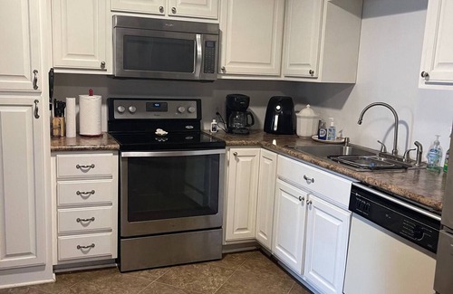 Parsons House | Cozy, Clean, and Convenient