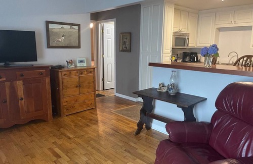 Parsons House | Cozy, Clean, and Convenient