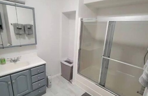 Walsenburg Apartment | Cozy & Clean Casita w/Hammocks & Disc Golfn