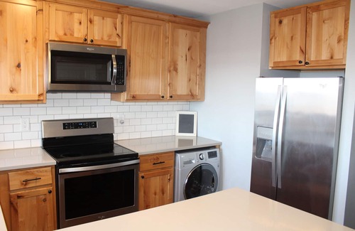 Bellaire Condo | Cozy Clean Shanty Creek Schuss Mountain Condo Northern Michigan Short’s Bellaire