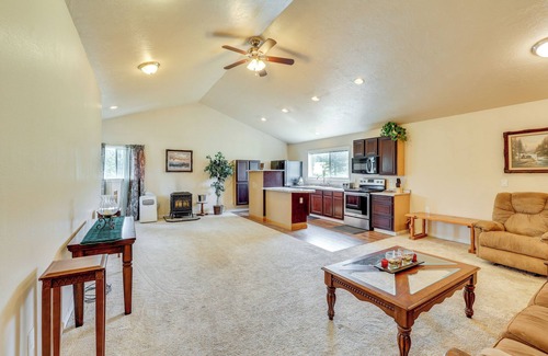 Stites Apartment | Cozy Clearwater Apartment - Hike, Fish & Explore!