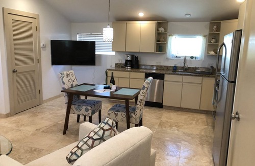 Goodland Cottage | Cozy coastal cottage in Goodland
