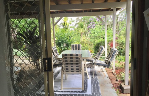 Eagle Heights Apartment | Cozy Comfort is a self contained apartment surrounded by beautiful greenery.