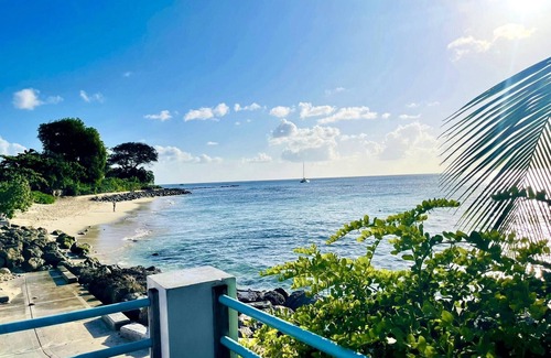 Sunset Crest Condo | Cozy condo - stone throw away from the beach !