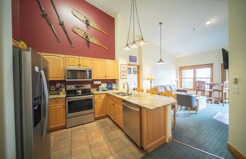 Mountain House Condo | Cozy condo with views of the snowy mountains!