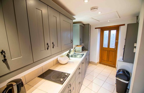 Luckington Cottage | Cozy Cotswold cottage