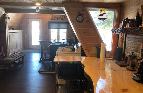Sinclair Cottage | Cozy cottage in paradise! Cross Lake, Aroostook County