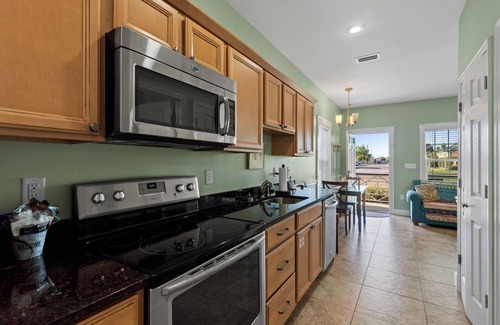 Port St. Joe Cottage | Cozy Cottage 1 of 6 at Pool| 2BR | Grill | Close to Bay & Marina