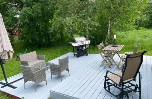 Pointe-du-Chene Ski Chalet | cozy cottage 5 min walk from Parlee beach