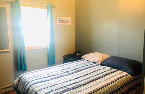 Pointe-du-Chene Ski Chalet | cozy cottage 5 min walk from Parlee beach