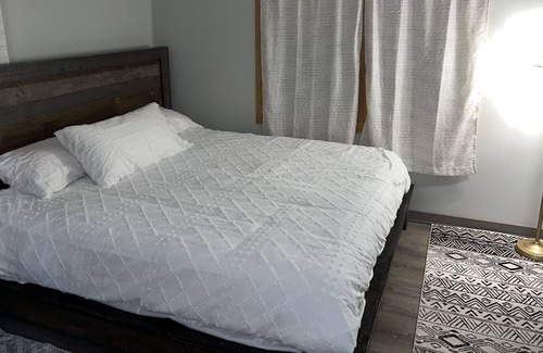 Birch Hill Cottage | Cozy Cottage in close to town and area attractions