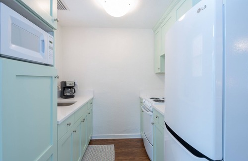 Dunedin Cottage | Cozy Cottage in the Heart of Dunedin