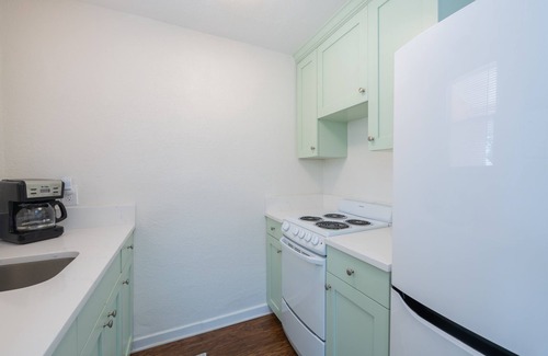 Dunedin Cottage | Cozy Cottage in the Heart of Dunedin