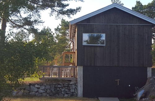 Tyreso O House | Cozy cottage in the Stockholm archipelago with fast internet