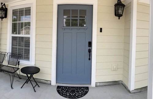 Louisville Cottage | Cozy Cottage in the heart of Louisville, NE