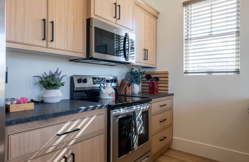 Richfield House | Cozy Cottage Inn sets in the heart of ATV trails and 3 National Parks.