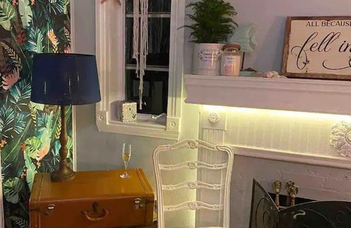 South Lake Apartment | Cozy Cottage Near Beach