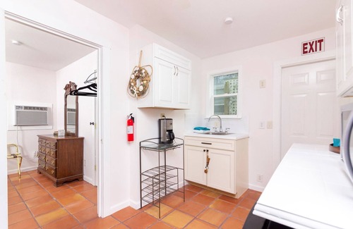 Palatka Cottage | Cozy Cottage near by the River