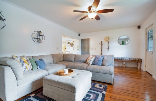 Farmington Cottage | Cozy Cottage on recreational trail. Close to Dining, Shops, and Ski Resorts.
