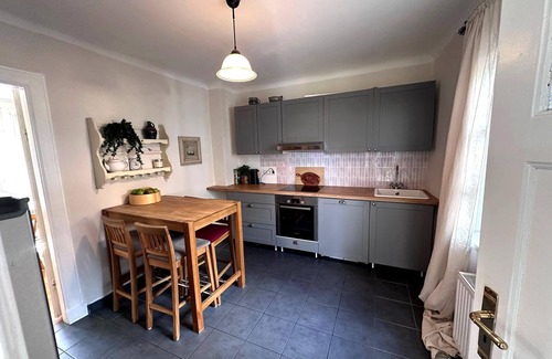 Schanze Apartment | Cozy cottage on the outskirts of Hamburg with garden and good connections