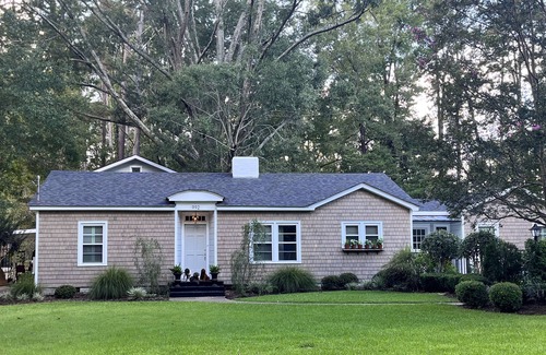 Brookhaven House | Cozy Cottage