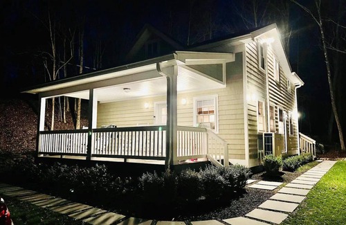 Mongaup Valley Cottage | Cozy Cottage w/Hot Tub! — Family Friendly