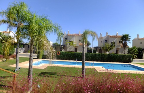 Roda House | Cozy cottage with pool in Golf condominium