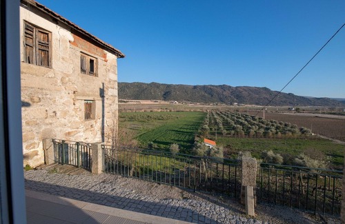 Vila Flor Cottage | Cozy Cottage with Swimming Pool