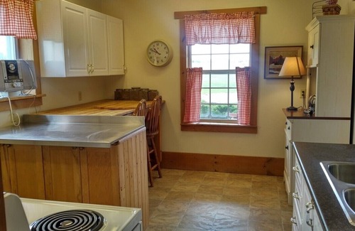 Gores Landing Cottage | Cozy Country Cottage near Rice Lake