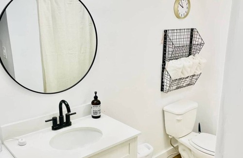 Burley Other | Cozy Country Farmhouse